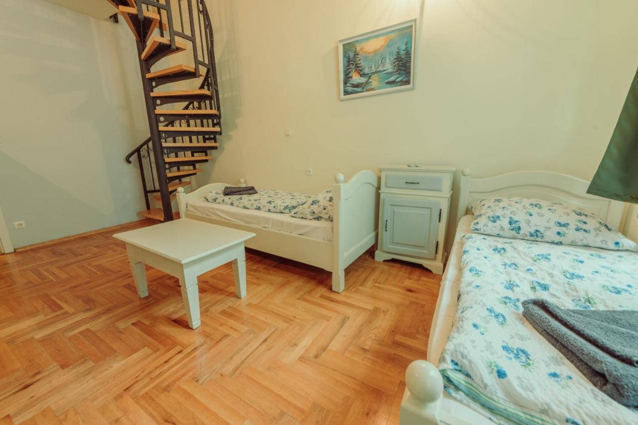 Pater Apartments And Rooms Сиофок Екстериор снимка