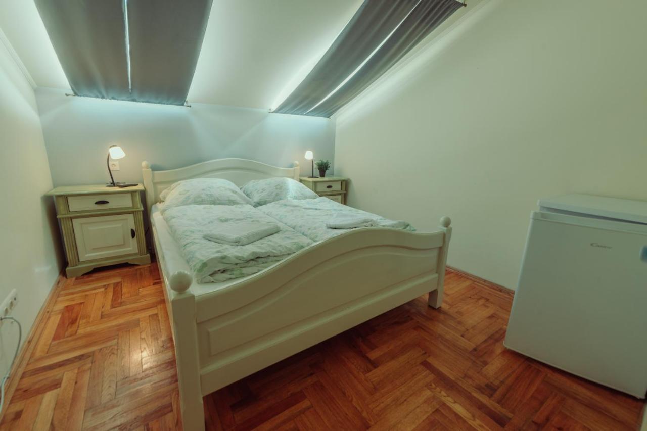 Pater Apartments And Rooms Сиофок Екстериор снимка
